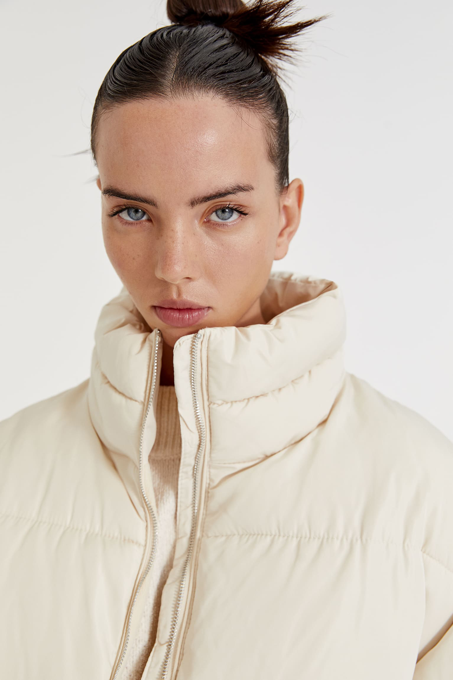 Basic High-Neck Puff Jacket - Imagen 3